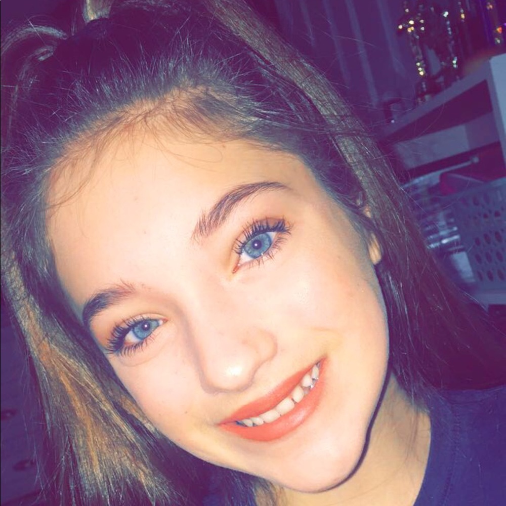 Meet your Posher, Kendall